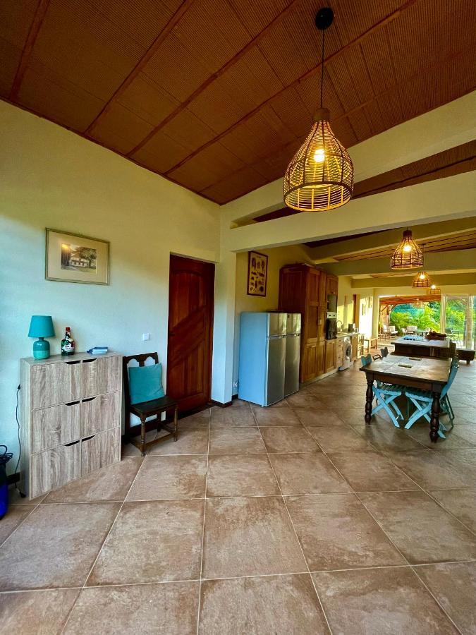 Chambre Et Sdb Privative Ylang Ylang Vue Mont Pelee Dans Maison Partagee Le Morne-Rouge Exteriér fotografie